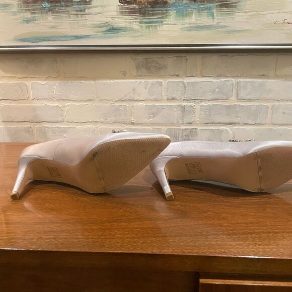 Silver Satin Evening Heels with Rhinestones Size 9.5 - Picture 6 of 9